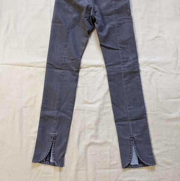 Lux Jeans - Picture 3 of 4